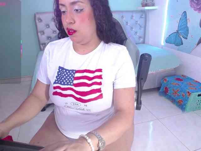 cristal-horny19 cristal-horny19