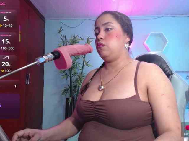 cristal-horny19 webcam
