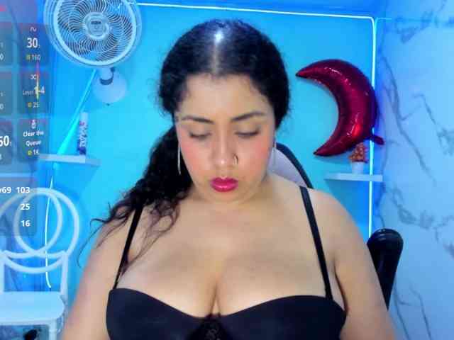 cristal-horny19 webcam