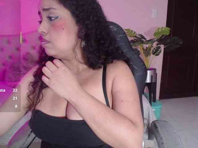 cristal-horny19 webcam