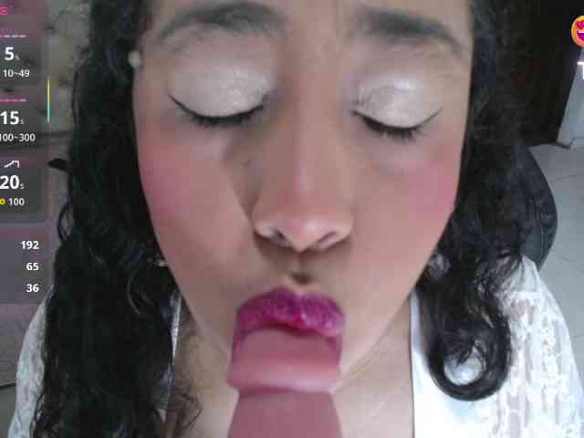 cristal-horny19
