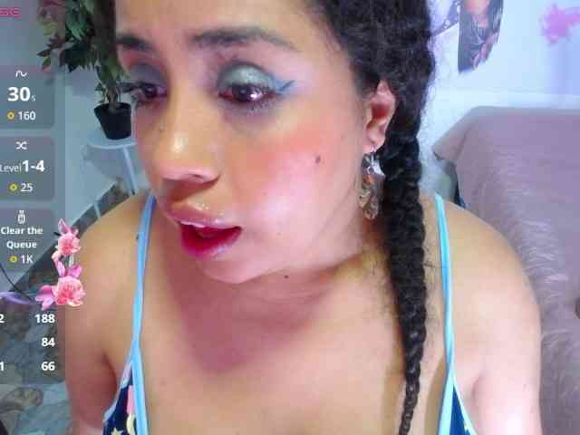 cristal-horny19