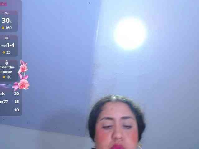 cristal-horny19
