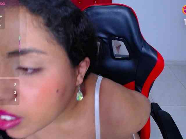 cristal-horny19 webcam