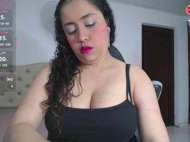 cristal-horny19 webcam