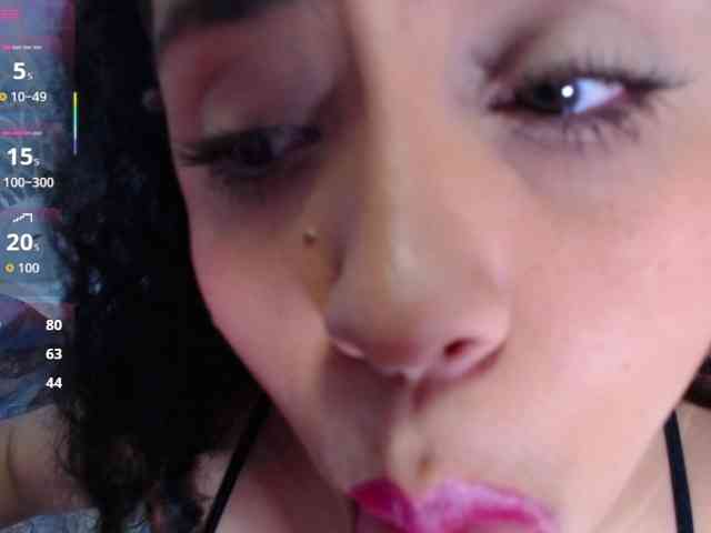 cristal-horny19 webcam