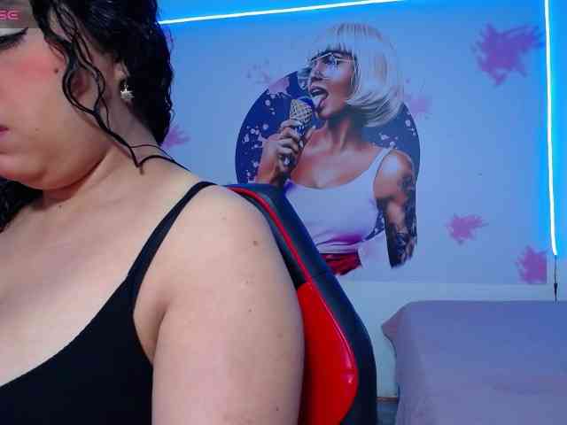 cristal-horny19 cristal-horny19