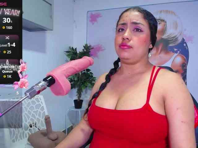 cristal-horny19