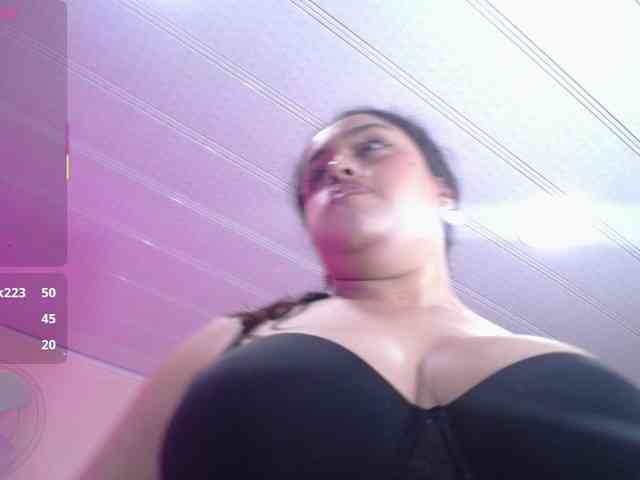 cristal-horny19