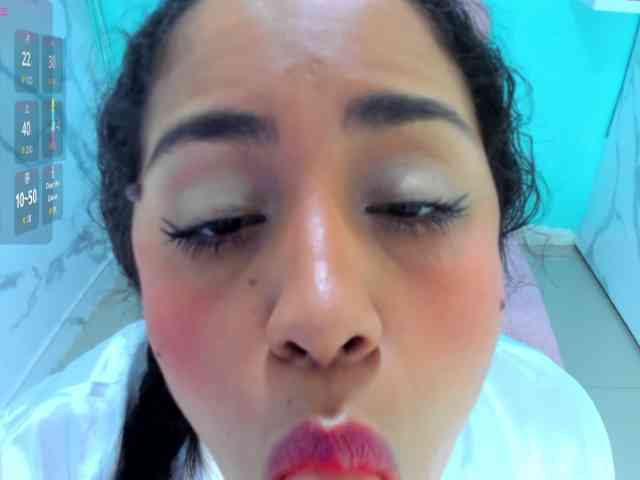 cristal-horny19 webcam