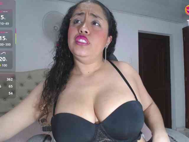 cristal-horny19 webcam