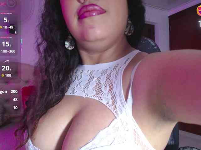 cristal-horny19 webcam