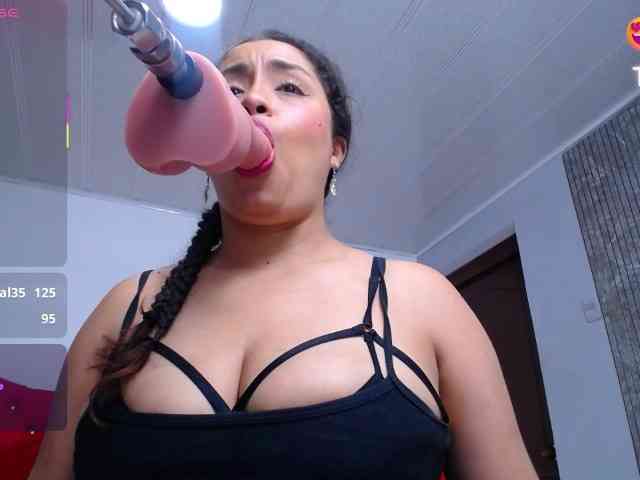cristal-horny19