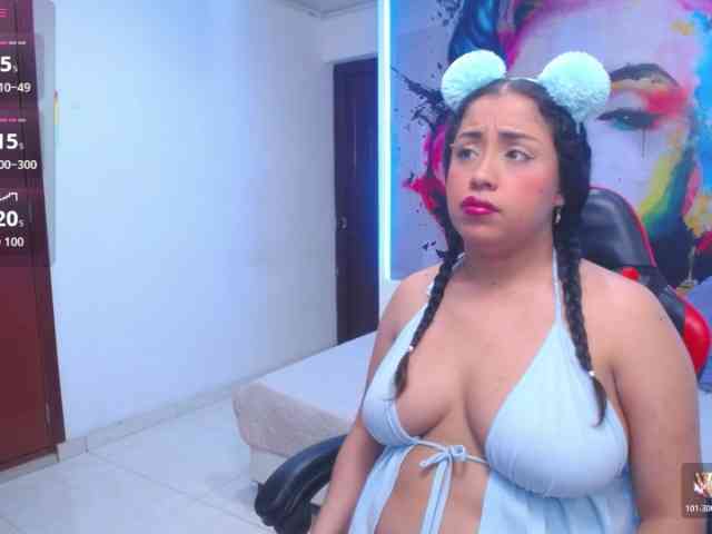 cristal-horny19
