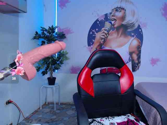 cristal-horny19 webcam