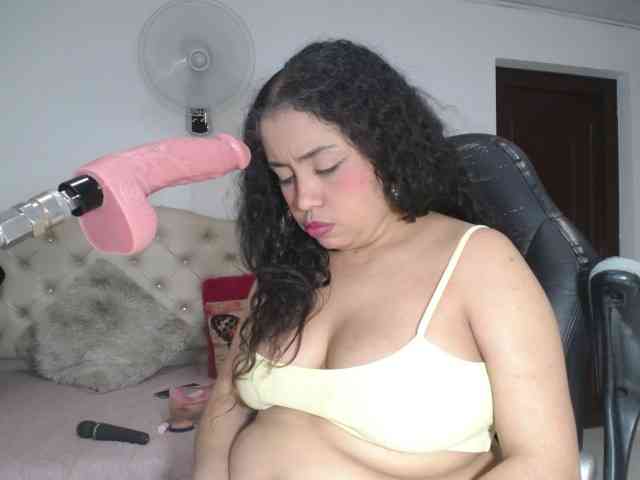 cristal-horny19 webcam