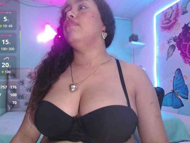 cristal-horny19 webcam