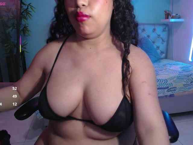cristal-horny19 webcam