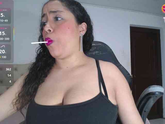 cristal-horny19 webcam