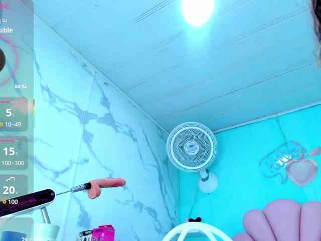 cristal-horny19