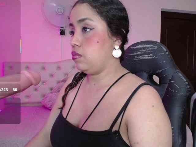 cristal-horny19
