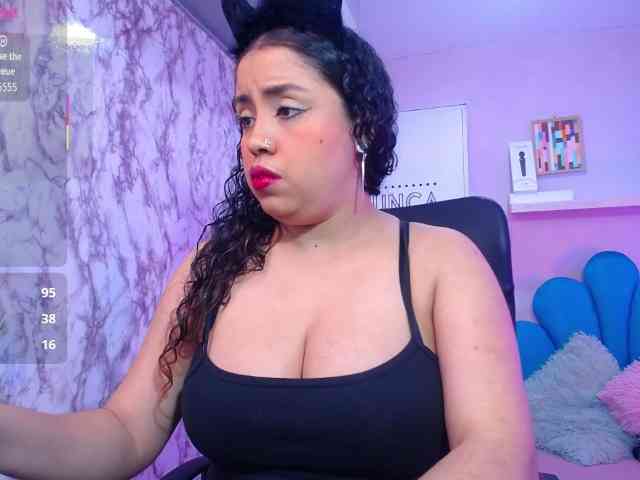 cristal-horny19