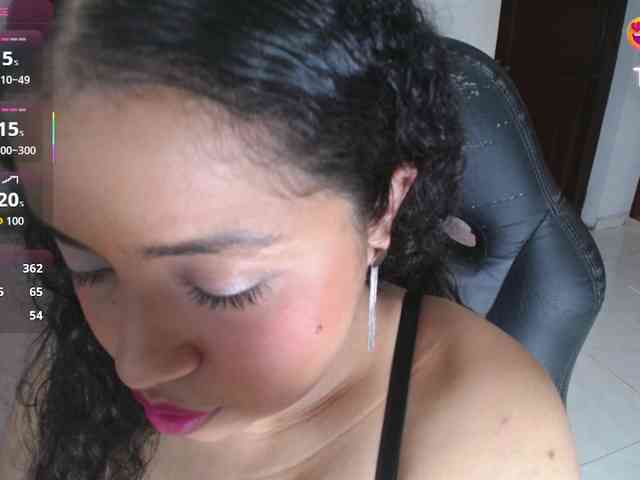 cristal-horny19 webcam