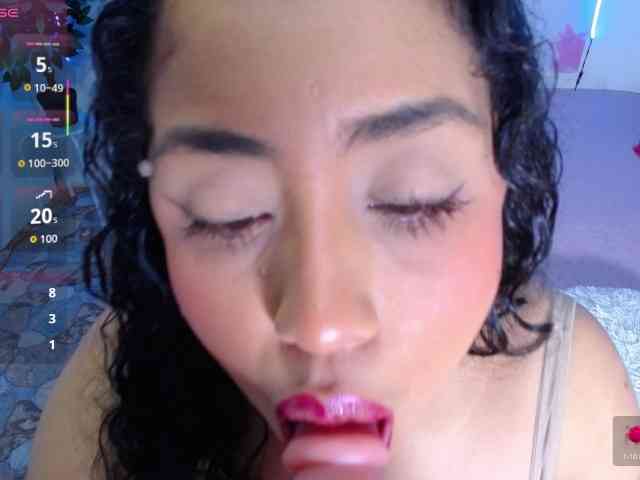 cristal-horny19