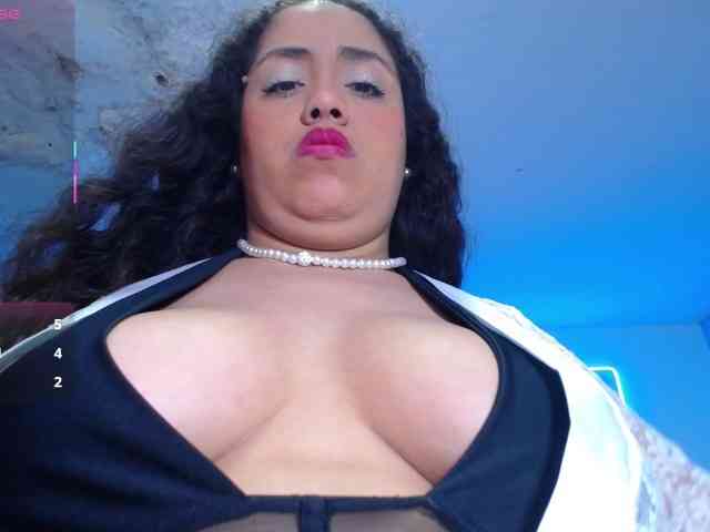 cristal-horny19 webcam