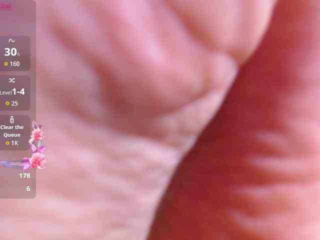 cristal-horny19