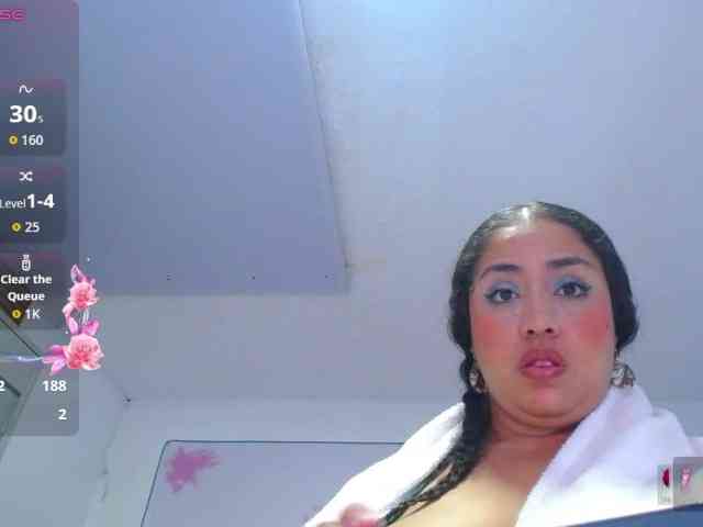 cristal-horny19