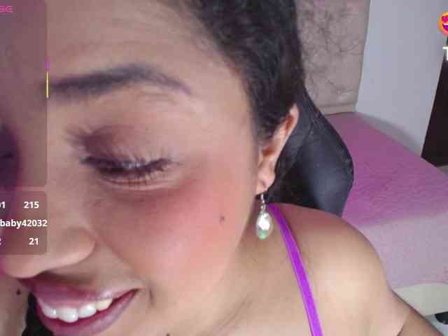 cristal-horny19