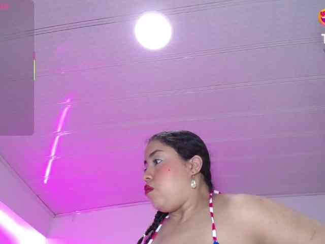 cristal-horny19 webcam