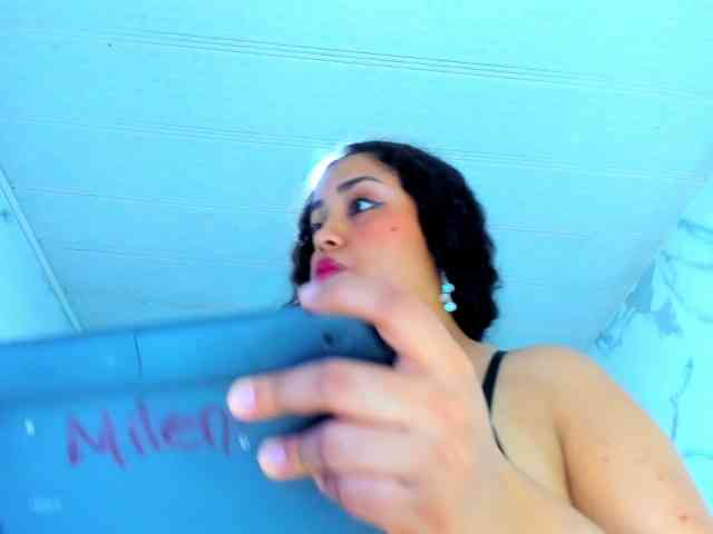 cristal-horny19 webcam