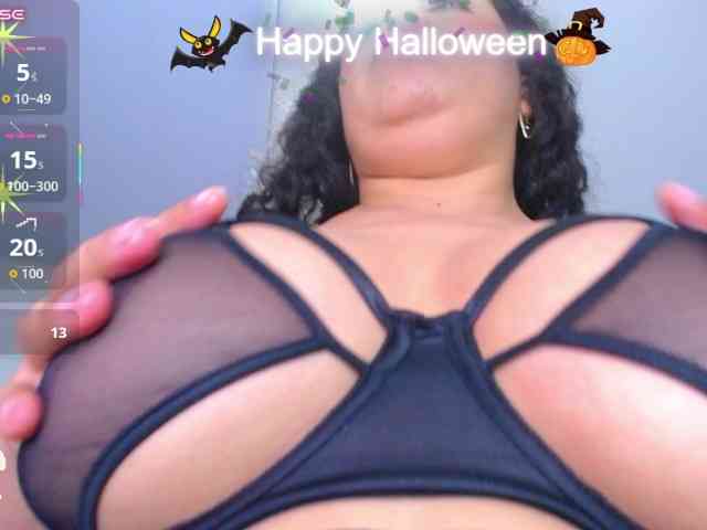 cristal-horny19