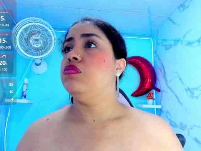 cristal-horny19 Live Webcam on BongaCams