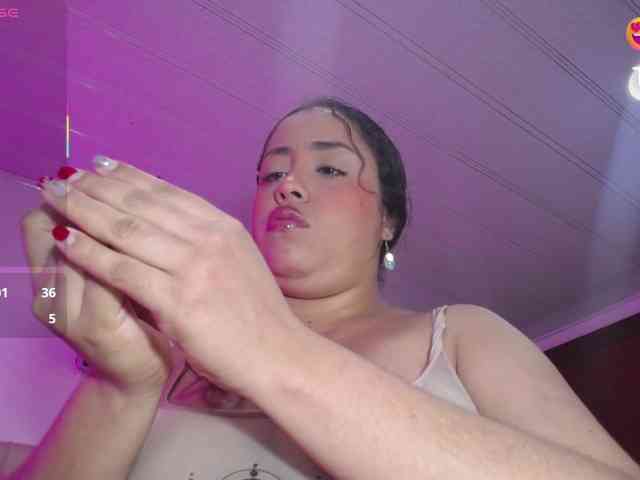 cristal-horny19 webcam