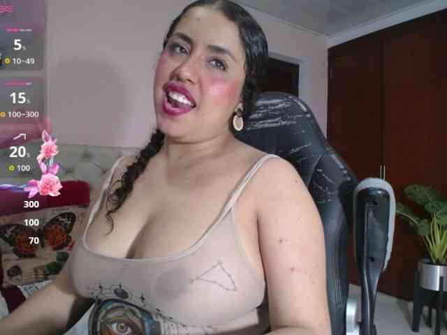 cristal-horny19 webcam