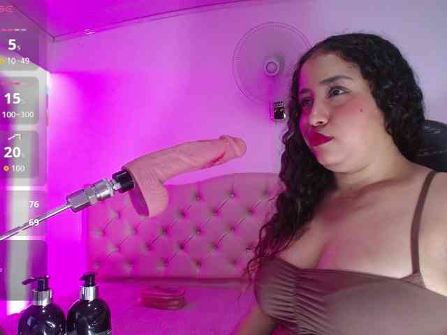 cristal-horny19