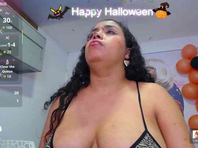 cristal-horny19
