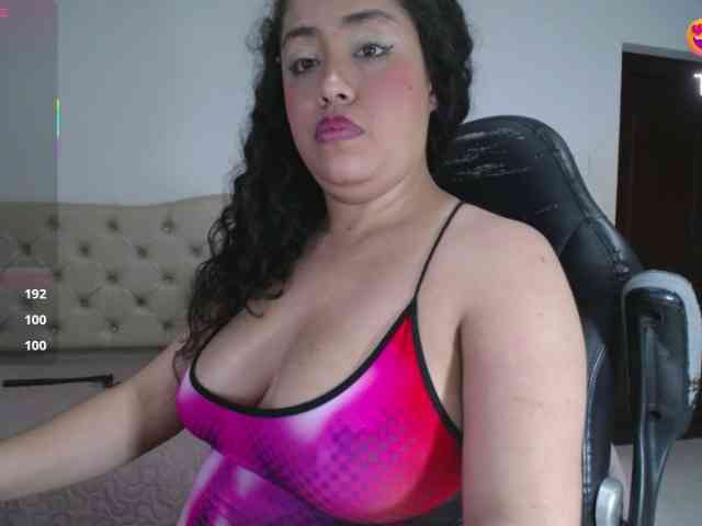 cristal-horny19 webcam