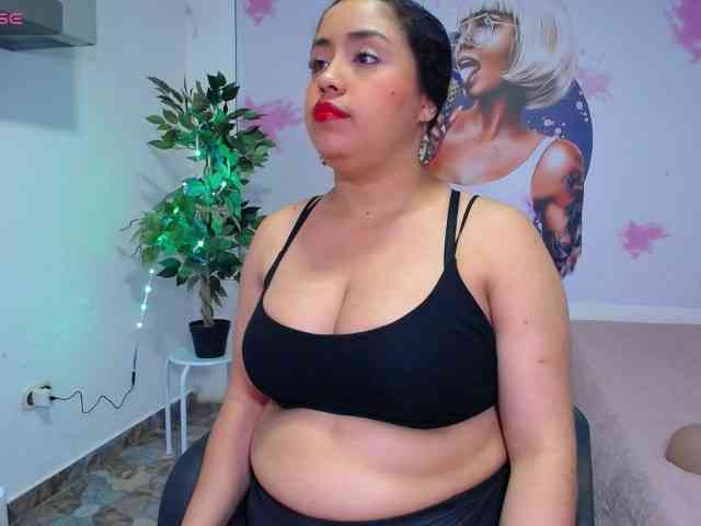 cristal-horny19 cristal-horny19