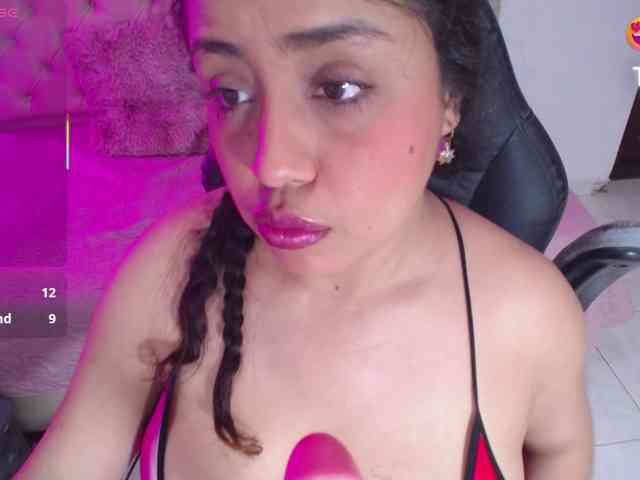 cristal-horny19 webcam