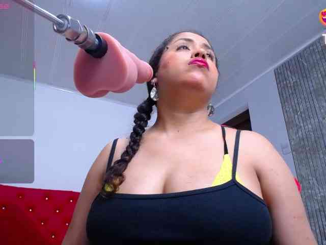 cristal-horny19 webcam
