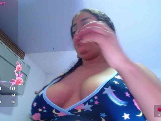 cristal-horny19