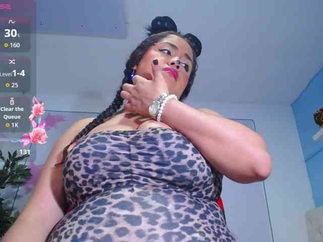 cristal-horny19