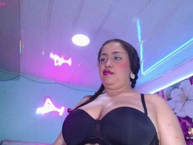 cristal-horny19 webcam