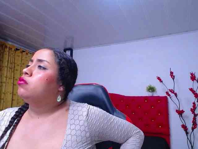 cristal-horny19 webcam
