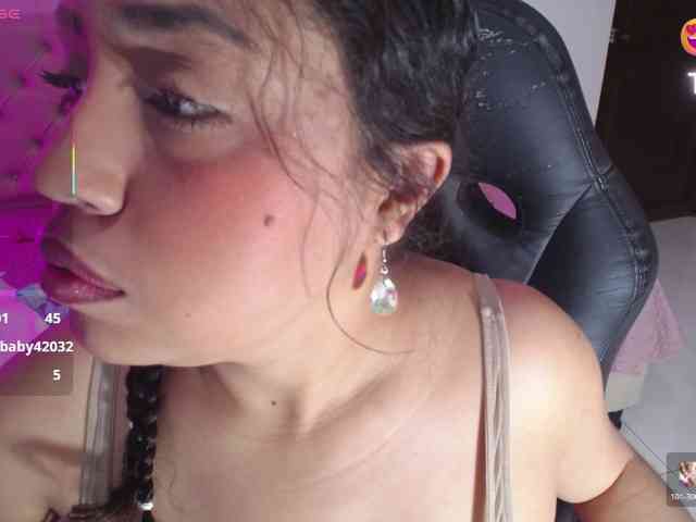 cristal-horny19 webcam