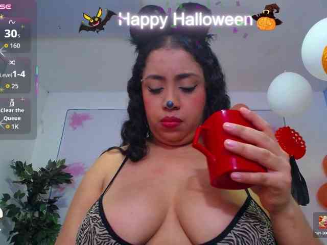 cristal-horny19